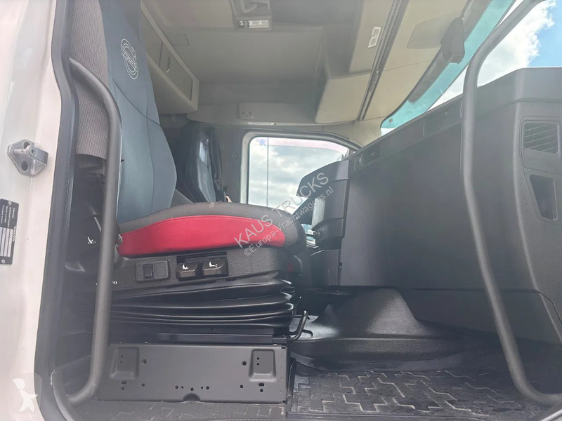 Kamion Volvo 500 6X2 Euro 6
