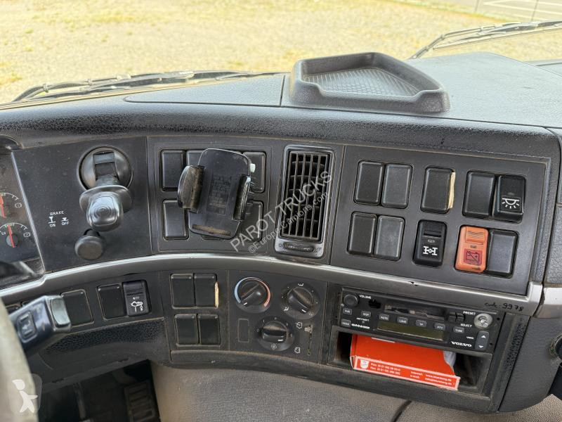 Camion Volvo 380