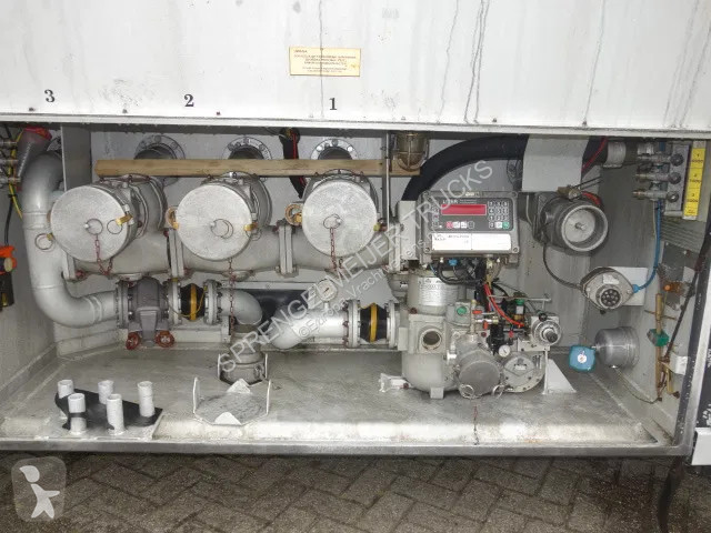 Camion Scania R380 6X2 19200 ITER TANK,MANUA...