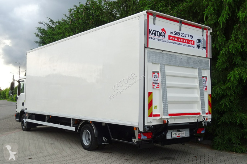 Camion MAN TGL12.220 Euro 5 kontener 19 palet...