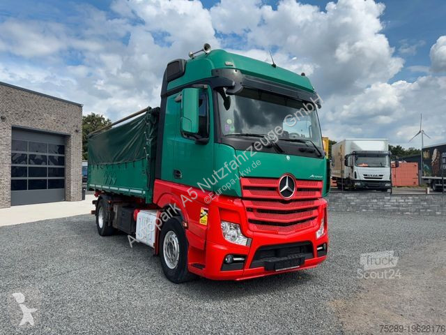 Kamion Mercedes 1842 Kipper Dreiseitenkipper