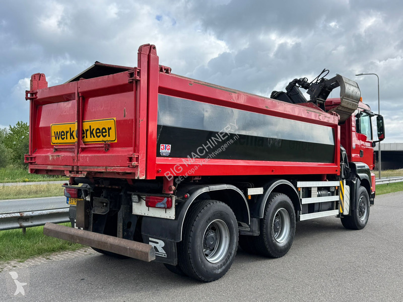 Kamion MAN 32.400 6x6 Kipper with Crane