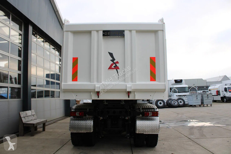 Camion Mercedes 3344 K 6x4 Tipper Truck