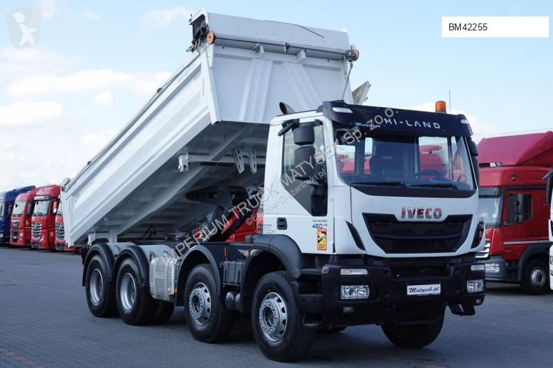Kamion Iveco TRAKKER
