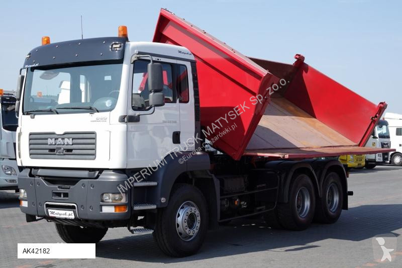 Camión MAN TGA 33.390 / 6X4 / WYWROTKA 2...