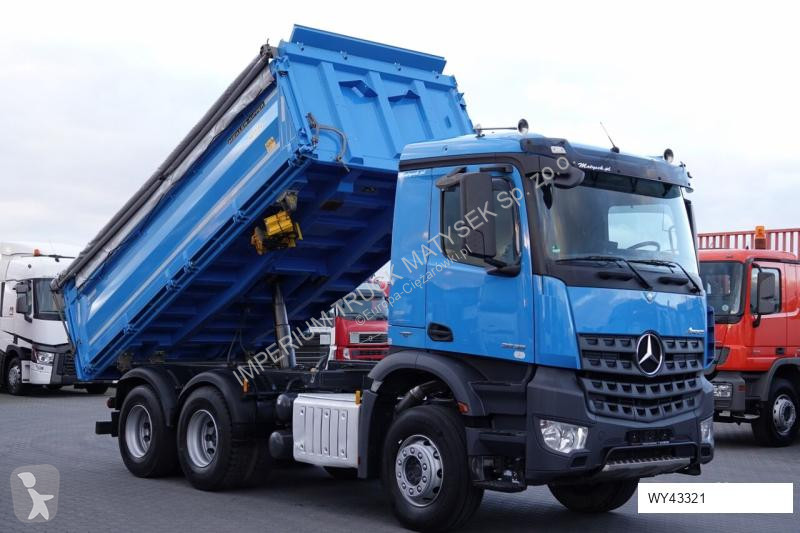 Camion Mercedes AROCS