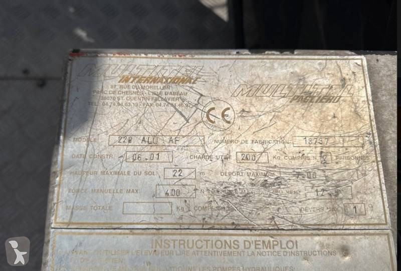 Véhicule utilitaire Nissan
