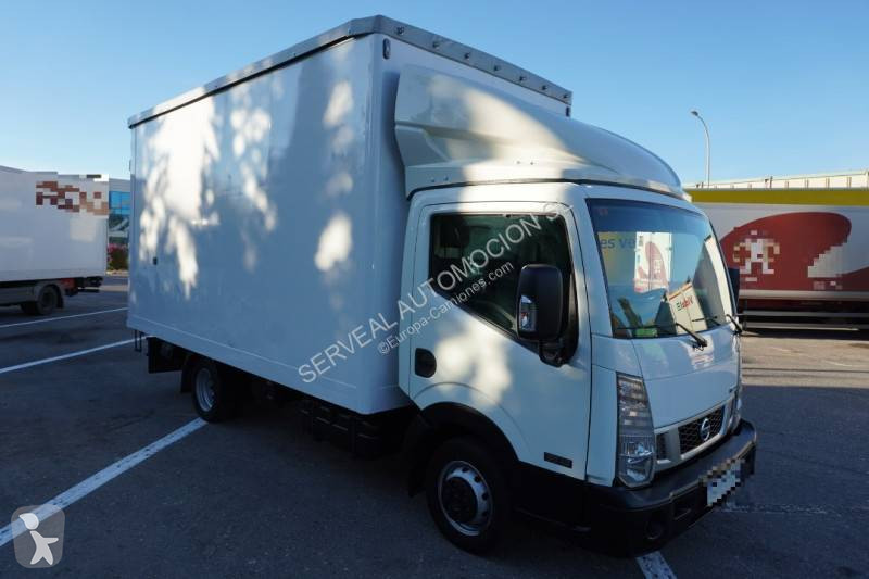 Camion Nissan