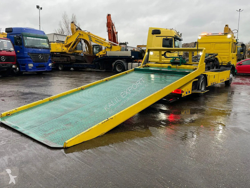 Camión Renault 180 Recovery Truck Rollback Body...