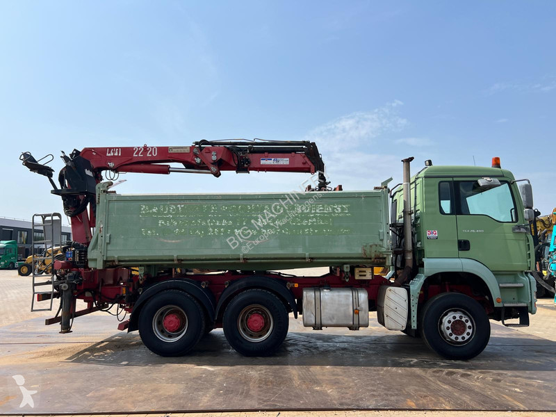 Lastbil MAN TGA tipper + HMF crane