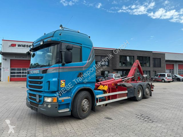 Kamion Scania 440 Abrollkipper/Hakenlift
