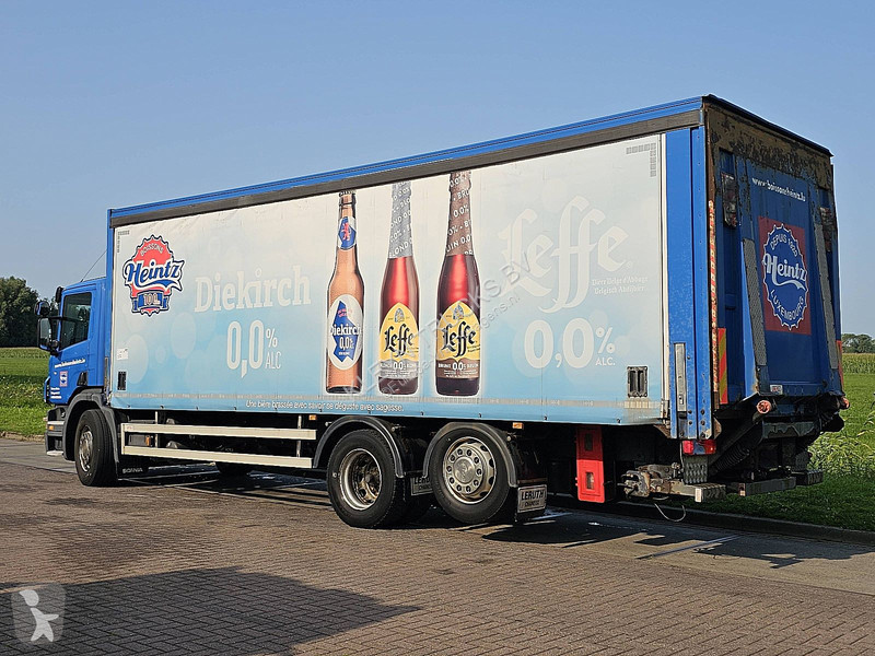 Camion Scania 360 2500 kg lift