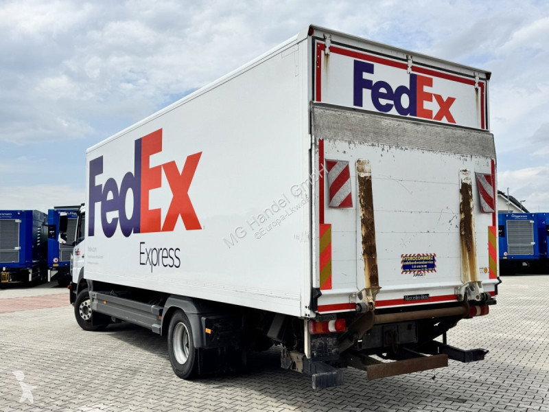 Camion Mercedes Atego 1224 Koffer mit Hebebühne