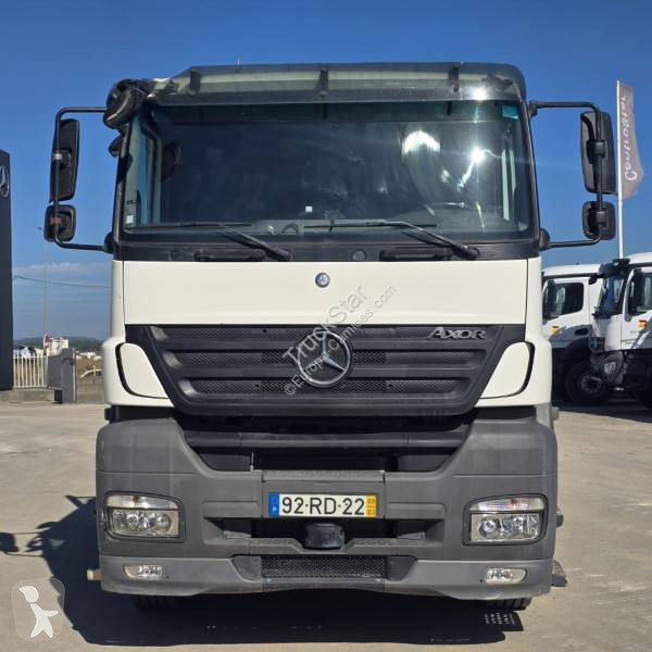 Lastbil Mercedes