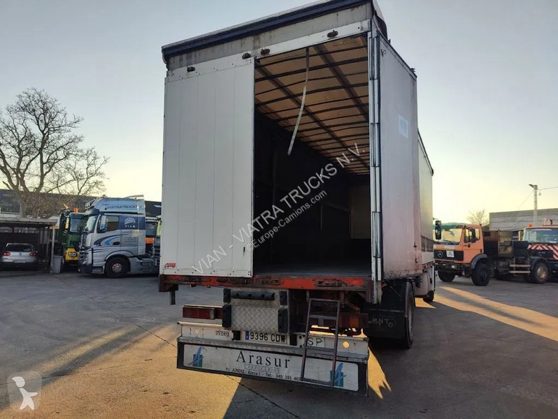 Camion Iveco 190 E 31 P 4X2 Semi-Tautliner