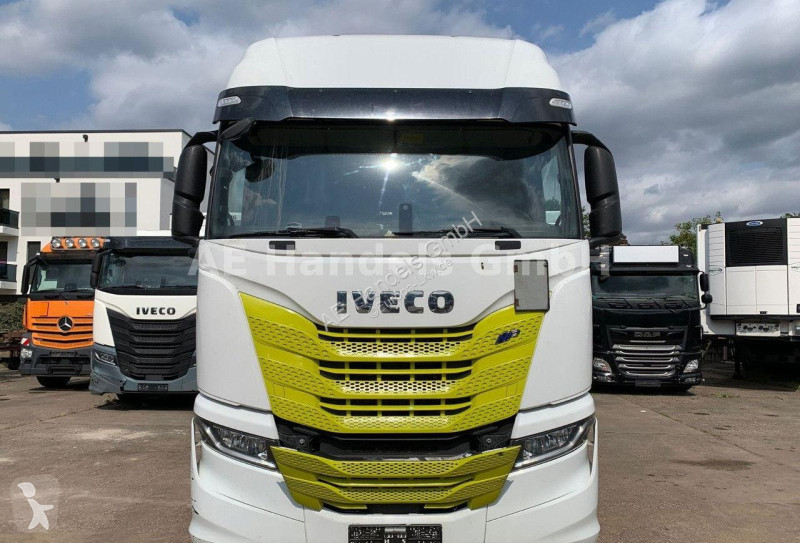 Camion Iveco S-WAY 460