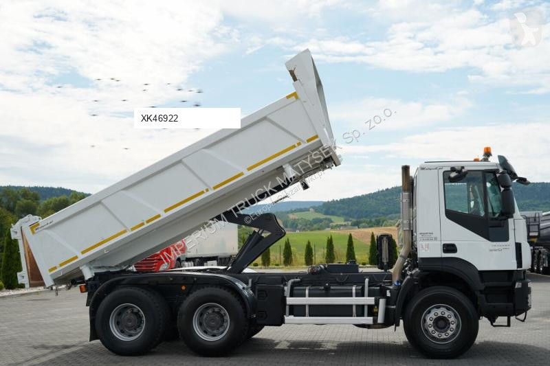 Camion Iveco TRAKKER 360