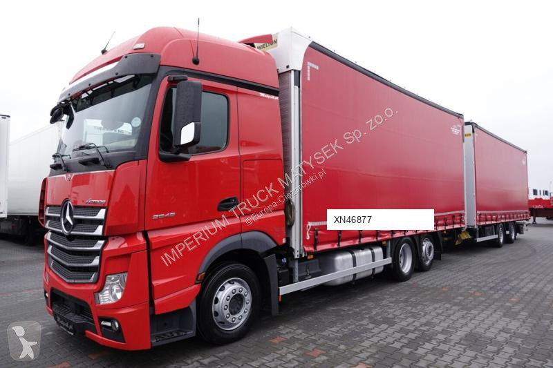 Kamion s návěsem  Camion rideaux coulissants +...