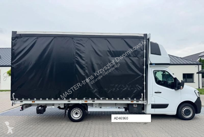 عربة نفعية Renault