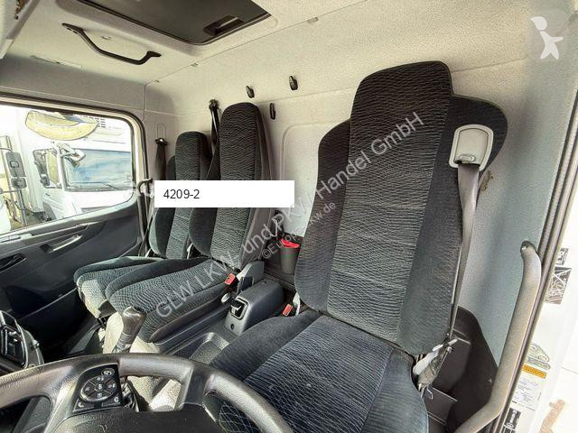 Camión Mercedes X 078