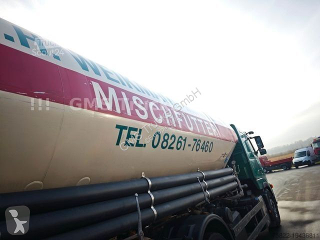 Camion Volvo Silo Futtermittel Food Spitzer...