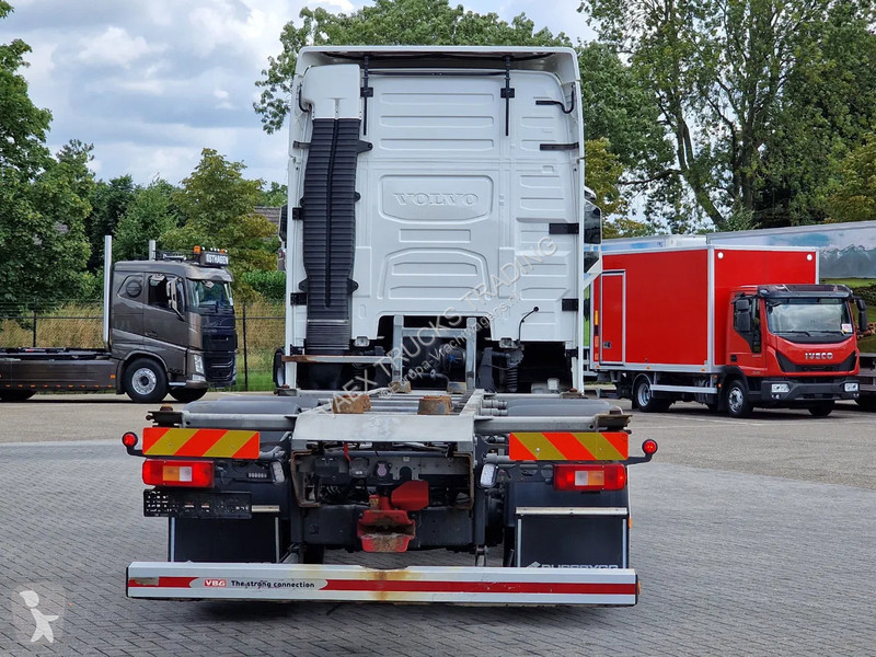 Camion Volvo 13500 Globetrotter XL 6x2 - BDF -...