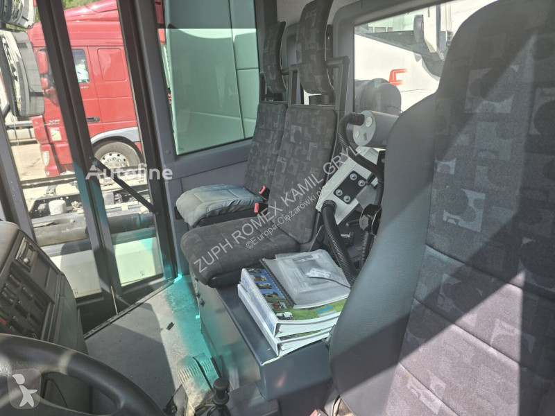 Lastbil Mercedes Axor 2633