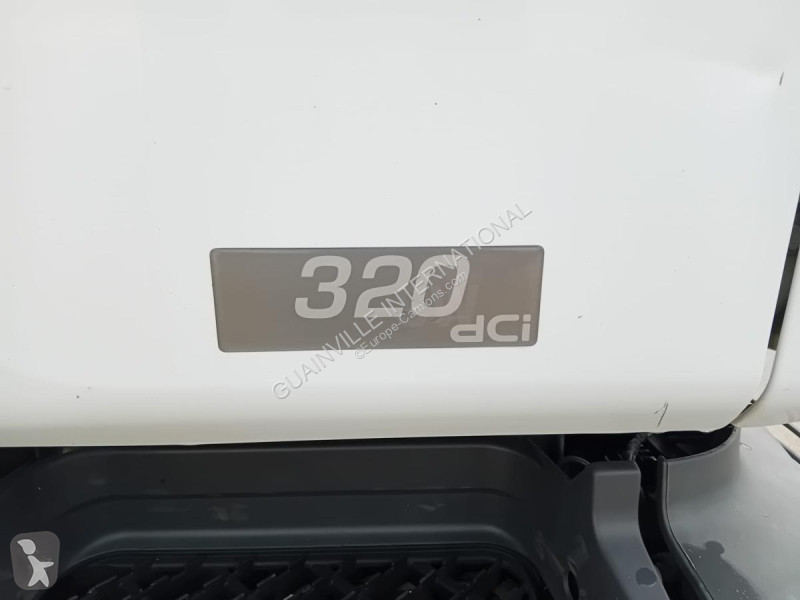 Camion Renault 320 DCI