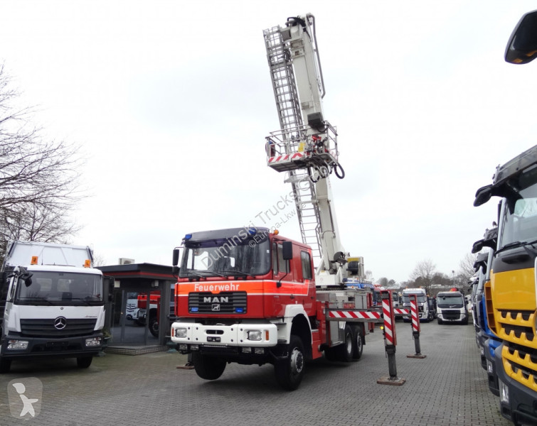 Lastbil MAN FE 410 6X6 Feuerwehr Vema Lift 32...
