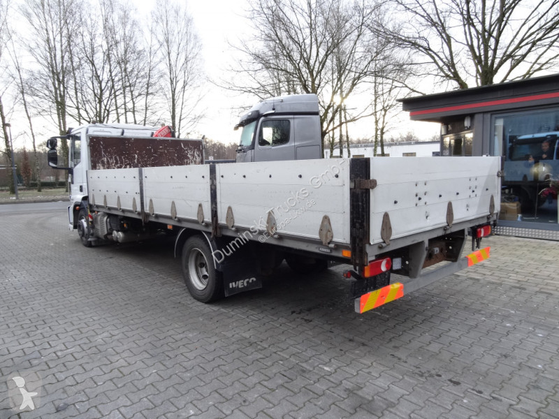 Kamion Iveco EuroCargo 120E25 Fassi F38