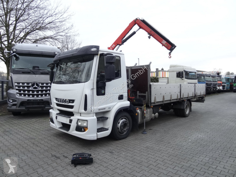 Kamion Iveco EuroCargo 120E25 Fassi F38