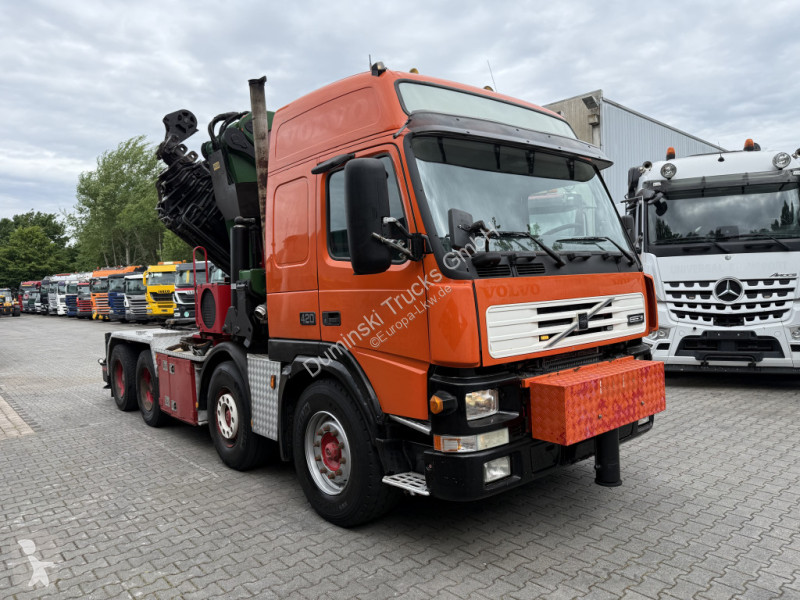 Traktor Volvo 420 8X4 Kran Palfinger PK90002 31...