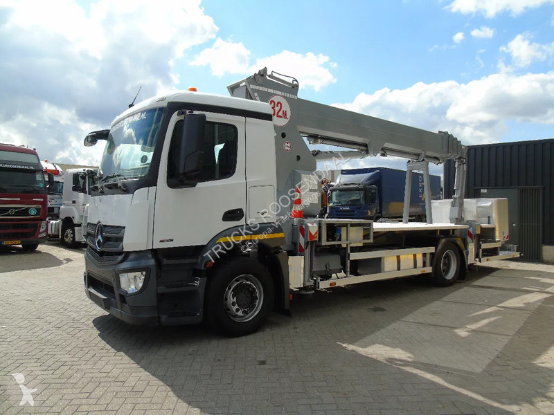 Kamion Mercedes 1832 + 32 METER + EURO 6 +...