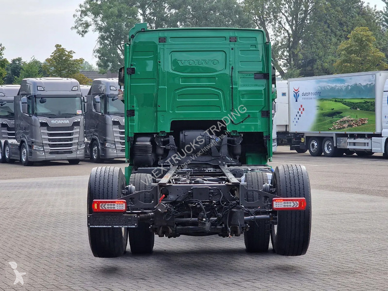Camion Volvo 16750 Lowroof 6x2*4 - Chassis -...