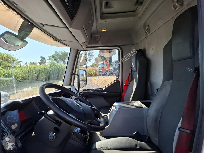 Camion Renault D Cab 2.1 Renault D Cab 2015