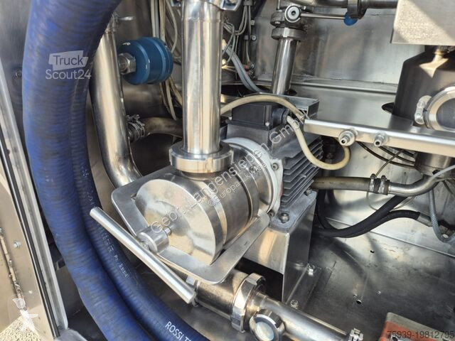 Camion Mercedes 1529 Isoliert - Impeller Anlage