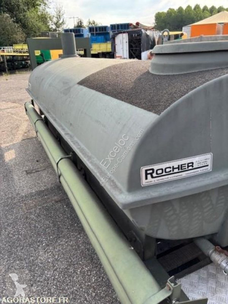 Uitrusting voor vrachtwagens  4000 L