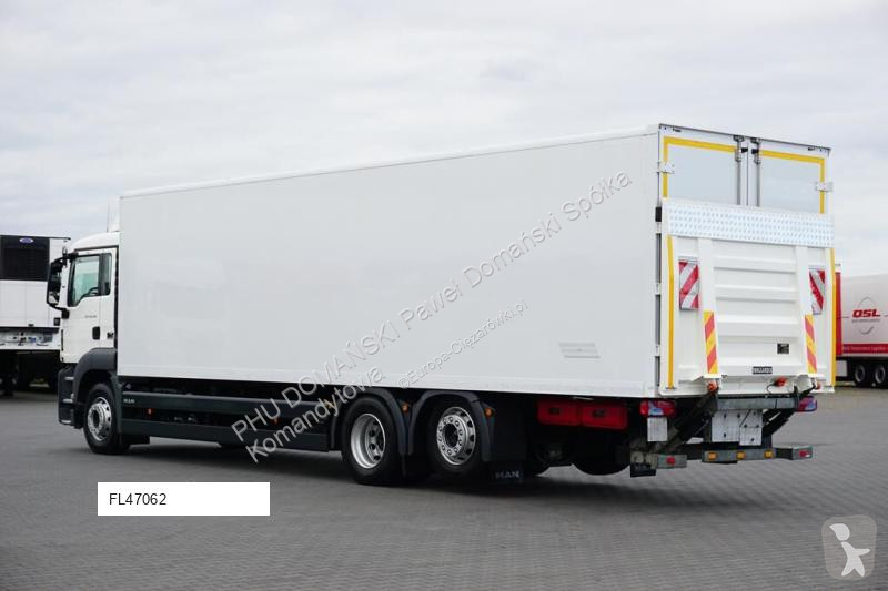 Lastbil MAN TGS / / EURO 6 / KONTENER + WINDA /...