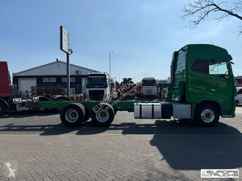 Kamion Volvo 650 Full Air - 6x4 - Alcoa - Retarder