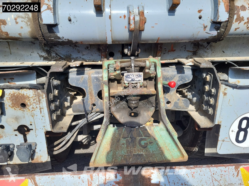Kamion Mercedes 1948 4X2 14tons skiploader...