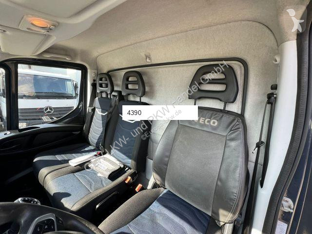 Kamion Iveco 72 C 18 L Koffer 6 m LBW 1...