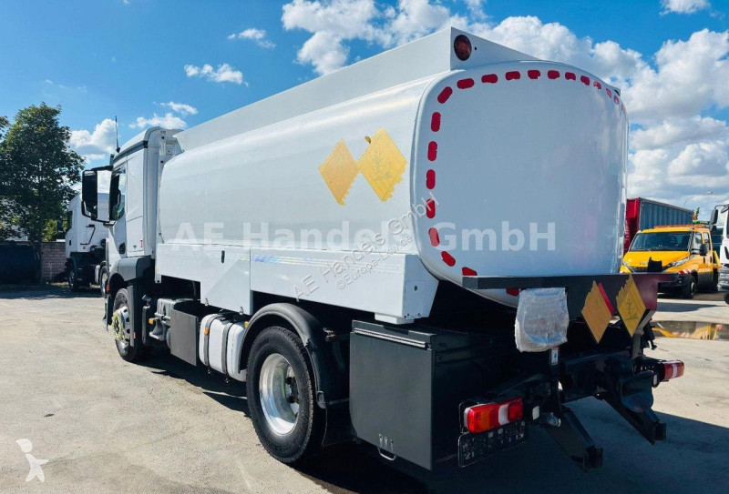 Camion Mercedes 1832