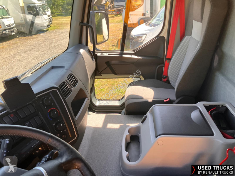 Camion Renault D Wide