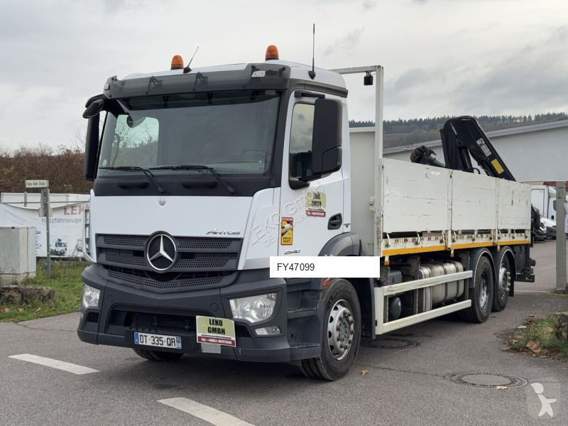 Kamion Mercedes XS 144