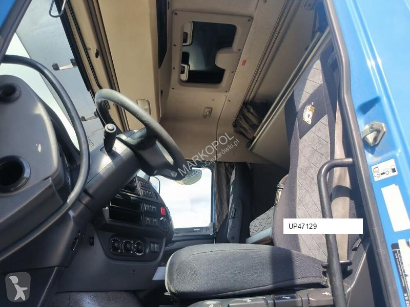 Camion remorque DAF Plandeka