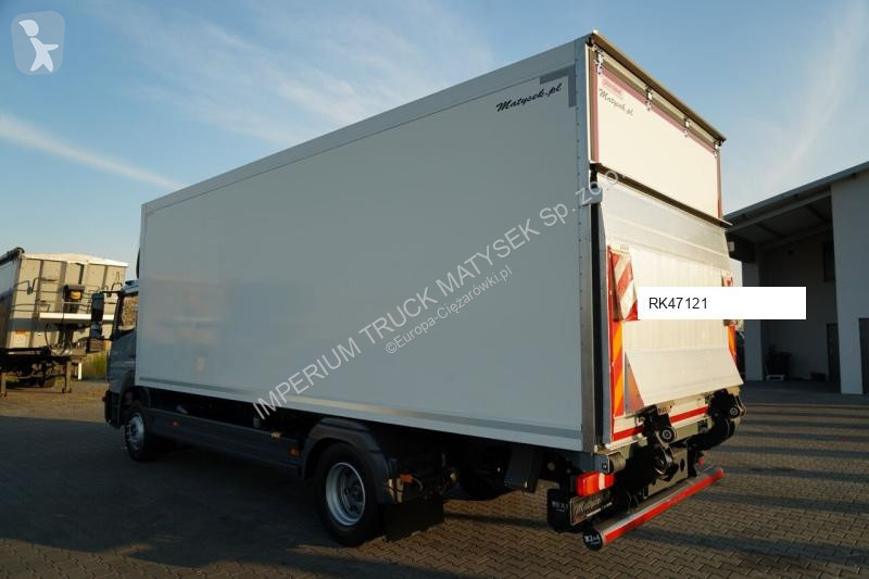 Camion Mercedes ATEGO 1521 / IZOTERMA /...