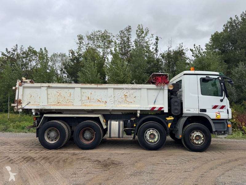 Camion Mercedes 3241