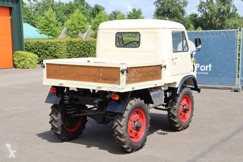 Camion Mercedes 401.104