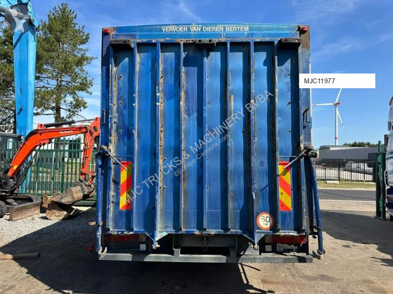 Camion Scania P310 4x2 LIVESTOCK / VEEWAGEN /...