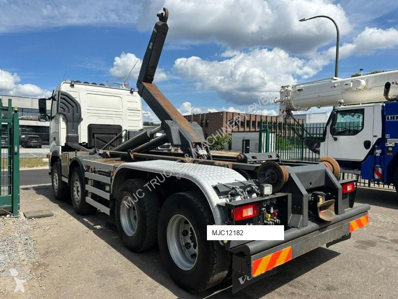 Camion Volvo 25T HOOKLIFT - 6200mm